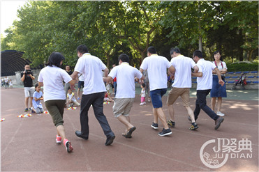 西安电子科技大学同学聚会旅行,20年再相聚最